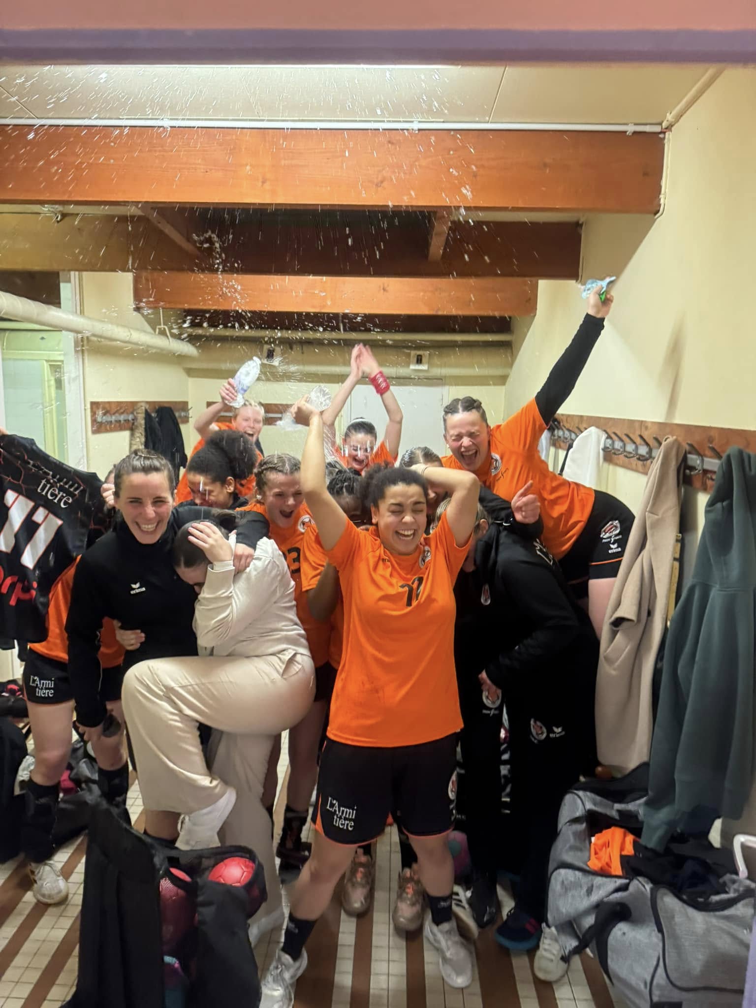 Victoire Séniors Féminines - ALCL Handball